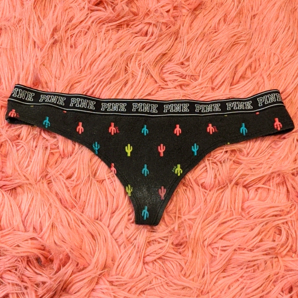 2017 VS PINK Thong Panty